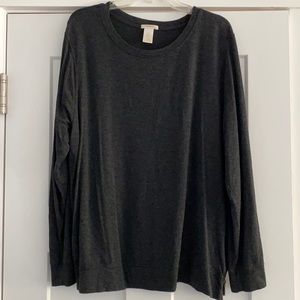 Women’s grey long sleeve